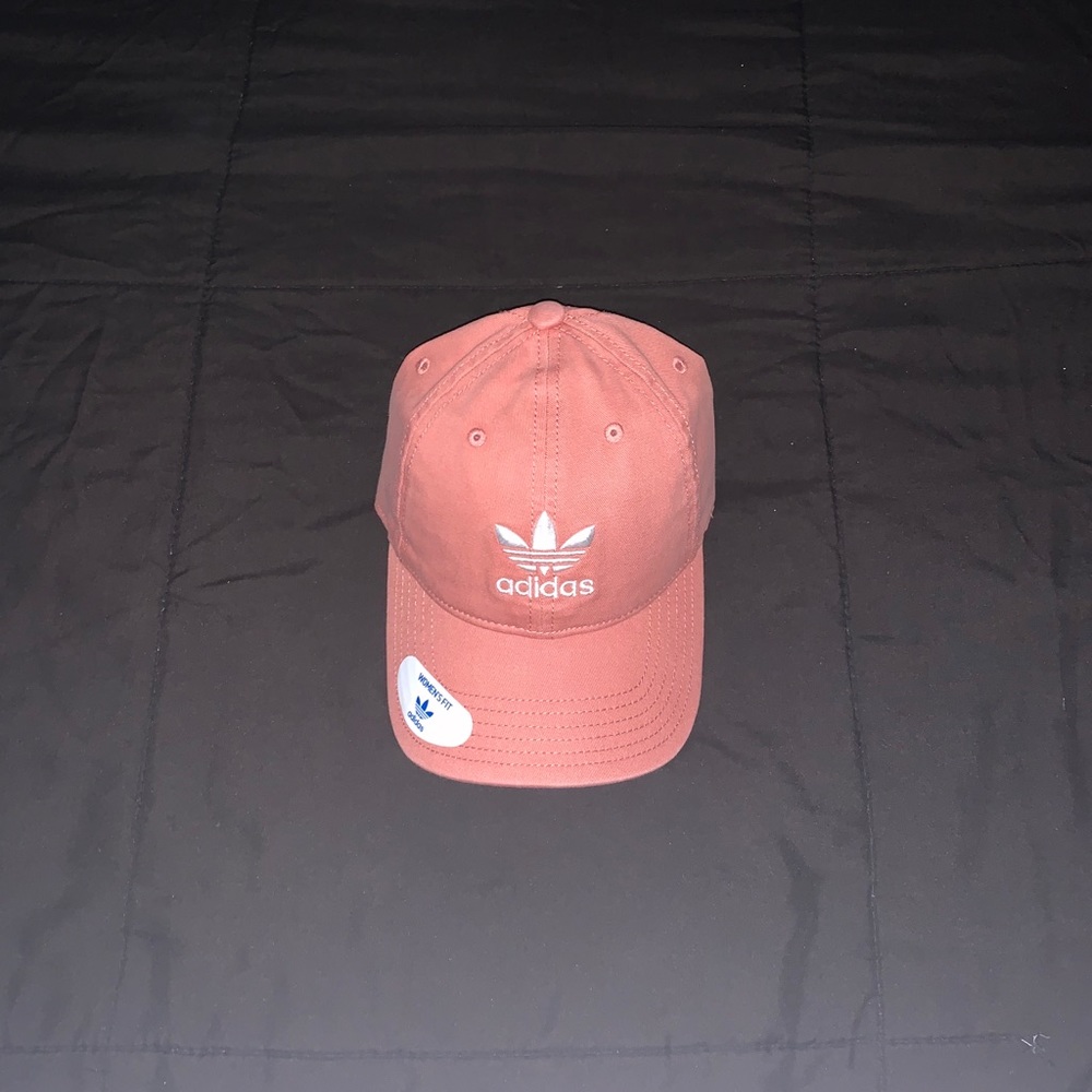 Adidas trefoil hat.